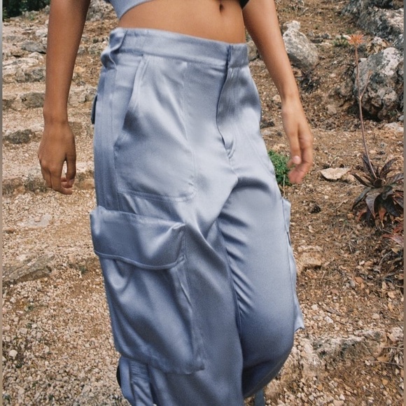NWOT Zara blue satin-like flowy high waisted cargo pants w/ drawstring hem Sz M - Picture 6 of 15